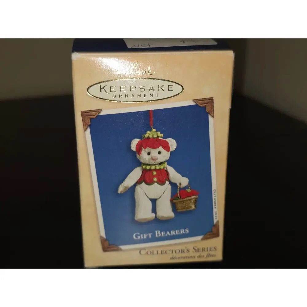 2002 Gift Bearers #4 Hallmark Keepsake Christmas Ornament‎